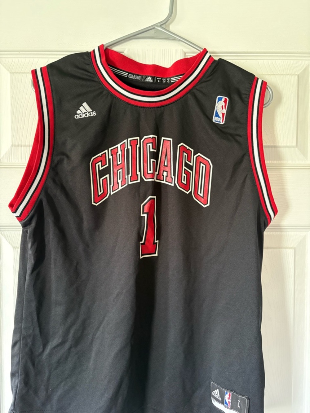 Derrick Rose - Chicago Bulls - Authentic Adidas Jersey - Youth Large